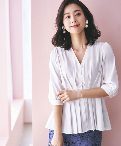 ルイルエブティック RUIRUE BOUTIQUE ウエストタックブラウス （ライトカーキ） ルイルエブティック RUIRUE BOUTIQUE ウエストタックブラウス