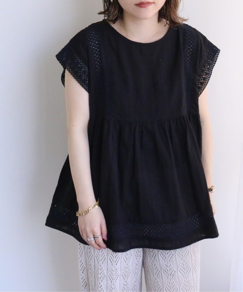 TRIANGLE PALETTE（トライアングルパレット）の「カラミドビーレースブラウス（シャツ/ブラウス・レディース・ブラック/オフホワイト/テラコッタ/ターコイズブルー・FREE）」の14枚目の写真