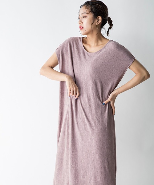 MILLION CARATS（ミリオンカラッツ）の「【STYLE4】プリーツカットワンピース（ワンピース・レディース・チャコールグレー/サックスブルー/ピンク・FREE）」の11枚目の写真