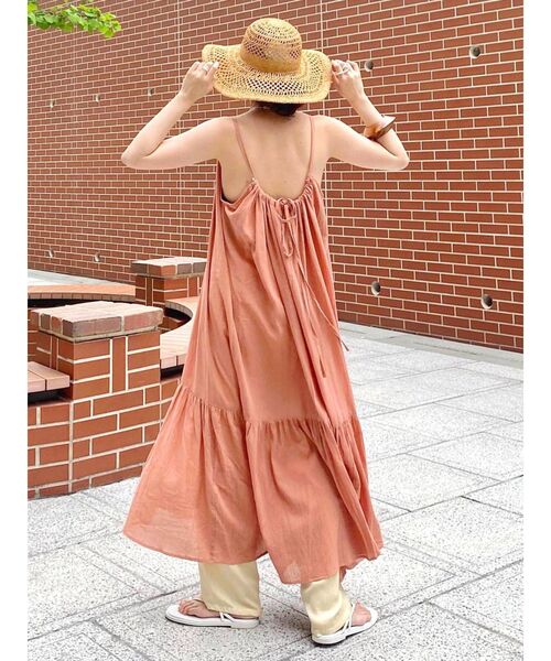 Ungrid（アングリッド）の「ティアードギャザーキャミワンピース（ワンピース・レディース・ブラック/オレンジ/ミント・FREE）」の20枚目の写真