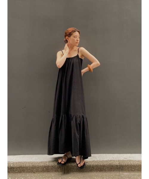 loungedress ブラック キャミワンピース ティアードデザイン loungedress ブラック キャミワンピース ティアードデザイン