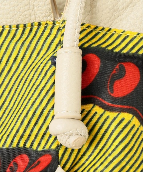 JOURNAL STANDARD(ジャーナルスタンダード)の「【ADD CULUMN/アドカラム】FAKE LEATHERMINI BAG:ショルダーバッグ◆2(ショルダーバッグ・レディース・ブラック/シルバー/イエロー/ナチュラル・FREE)」の12枚目の写真