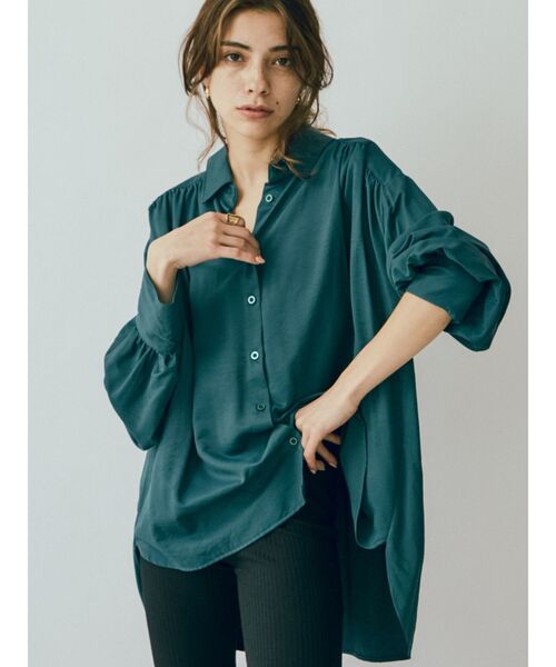 EVRIS（エヴリス）の「ショルダーギャザーシャツ（シャツ/ブラウス・レディース・ホワイト/ブラック/グリーン・FREE）」の13枚目の写真