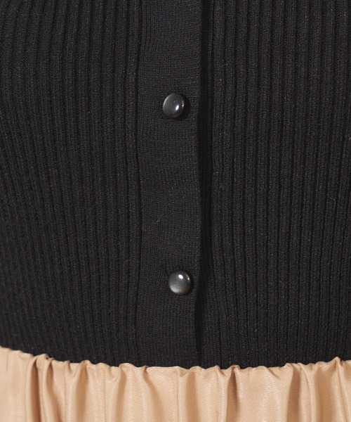 MIIA(ミーア)の「2WAYパワーショルダーニット(ニット/セーター・レディース・オフホワイト/ベージュ/パープル/ブラック/ブルー/ピンク・FREE)」の11枚目の写真