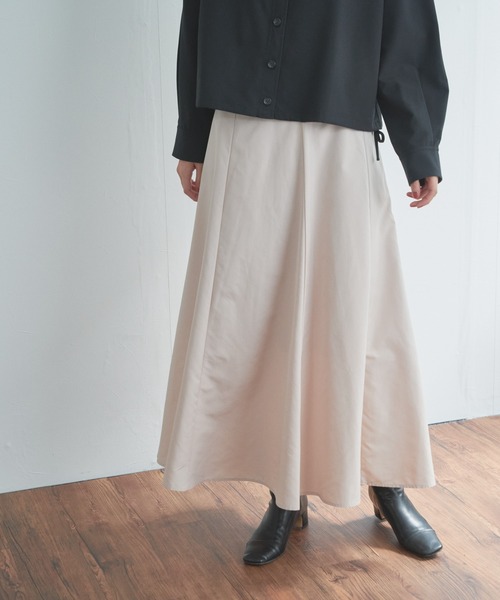 audrey and john wad（オードリーアンドジョンワッド）の「タフタマーメイドフレアスカート（スカート・レディース・レッド/ブラック/ライトベージュ・M/S）」の11枚目の写真