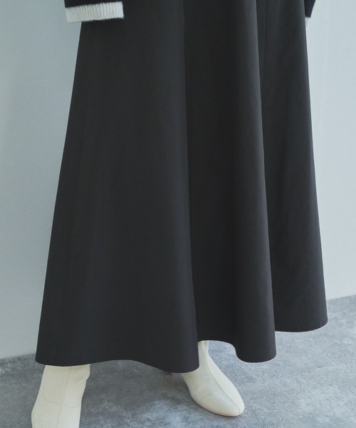 audrey and john wad（オードリーアンドジョンワッド）の「タフタマーメイドフレアスカート（スカート・レディース・レッド/ブラック/ライトベージュ・M/S）」の18枚目の写真