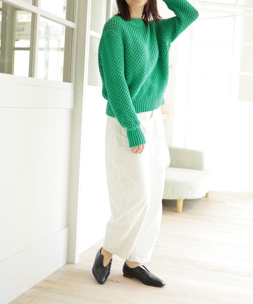 SESTO(セスト)の「ステッチデザインローヒールVカットマニッシュパンプス(パンプス・レディース・ブラック/アイボリー・22.5cm/24.5cm/23.0cm/23.5cm/25.0cm/24.0cm)」の17枚目の写真