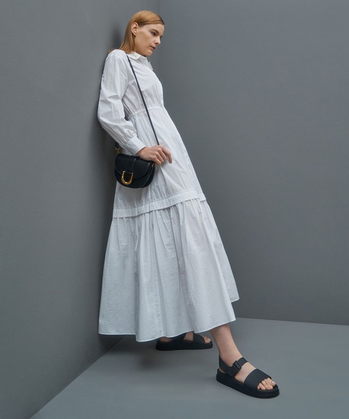 CHARLES & KEITH（チャールズ & キース）の「バックルストラップ フラットフォームサンダル / Buckle Strap Flatform Sandals（サンダル・レディース・ホワイト/ブラック/ライラック・23cm/23.5cm/24.5cm/25cm/25.5cm）」の21枚目の写真