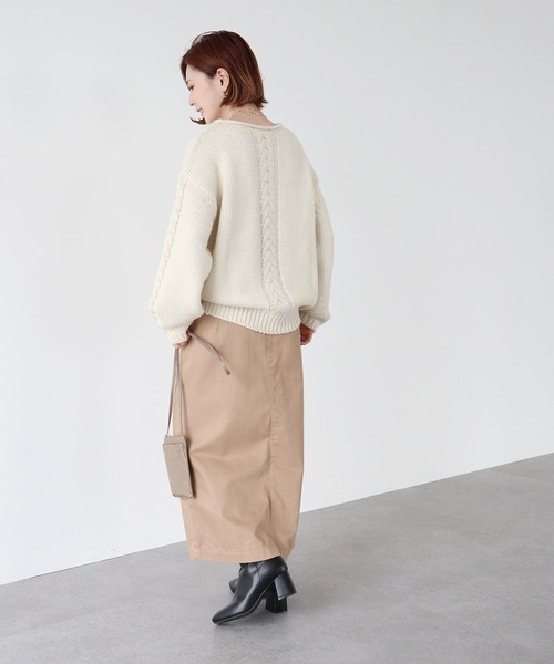 AMERICAN HOLIC(アメリカンホリック)の「フロントケーブルニットプルオーバー(ニット/セーター・レディース・ネイビー/カーキ/アイボリー/グレイッシュベージュ・M/L)」の12枚目の写真