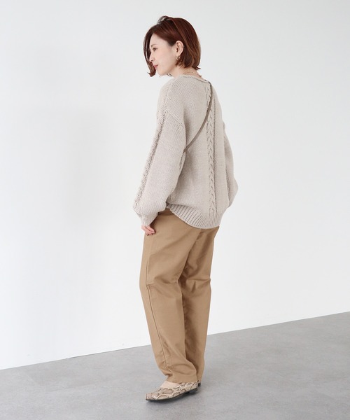 AMERICAN HOLIC(アメリカンホリック)の「フロントケーブルニットプルオーバー(ニット/セーター・レディース・ネイビー/カーキ/アイボリー/グレイッシュベージュ・M/L)」の10枚目の写真