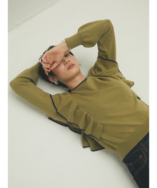 armonia（アルモニーア）の「armonia・配色フリルニットプルオーバー＊（ニット/セーター・レディース・カーキ/ネイビー/ベージュ・FREE）」の21枚目の写真