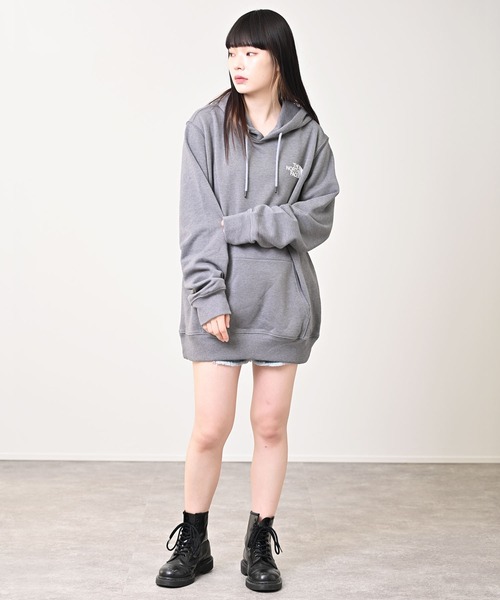 THE NORTH FACE（ザノースフェイス）の「THE NORTH FACE(ザ・ノース・フェイス) NSE ボックスロゴ プルパーカー（パーカー・レディース・ホワイト/ブラック/グレー/インディゴブルー/ブルー・S/M/L/XL）」の10枚目の写真