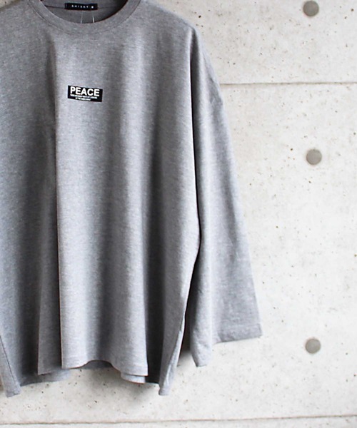 SHISKY(シスキー)の「ビッグシルエットロゴプリント9分袖カットソー(Tシャツ/カットソー・メンズ・ブラック系/ラベンダー/オフホワイト/モカ/ホワイト系/ベージュ/ブラック/杢グレー/チャコール・M/L/XL)」の19枚目の写真