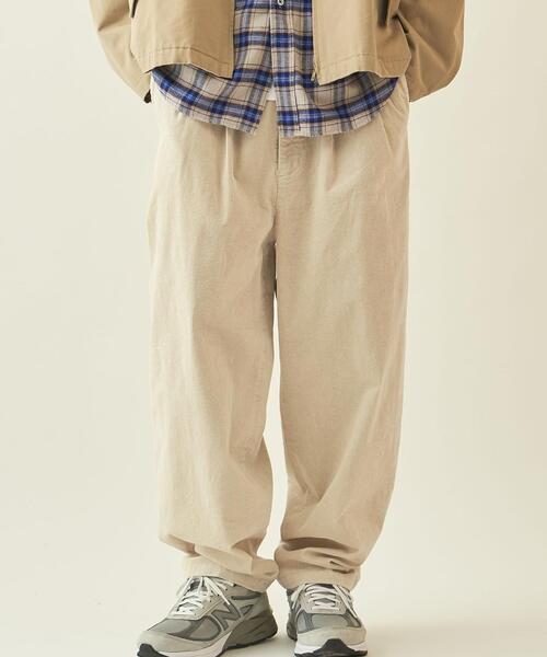 info. BEAUTY&YOUTH(インフォビューティアンドユース)の「【WEB限定】<info. BEAUTY&YOUTH> コーデュロイ バルーン イージーパンツ(その他パンツ・メンズ・ブラック/ナチュラル/ダークグレー・S/M/L)」の12枚目の写真