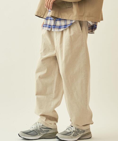 info. BEAUTY&YOUTH(インフォビューティアンドユース)の「【WEB限定】<info. BEAUTY&YOUTH> コーデュロイ バルーン イージーパンツ(その他パンツ・メンズ・ブラック/ナチュラル/ダークグレー・S/M/L)」の14枚目の写真