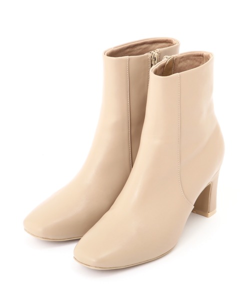 NATURAL BEAUTY BASIC（ナチュラルビューティーベーシック）の「スクエアショートブーツ（ブーツ・レディース・ブラック/ベージュ・23.5cm/24.0cm/24.5cm/23.0cm）」の7枚目の写真