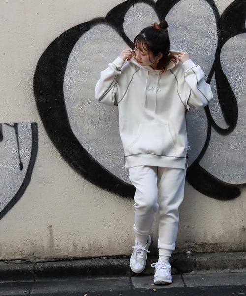 FILA（フィラ）の「【FILA】あったか配色ステッチパーカー（パーカー・レディース・オフホワイト/ブルー/ブラック・M/L）」の21枚目の写真