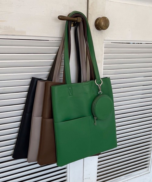 Newlyme（ニューリーミー）の「ミニポーチ付きショルダーバッグ（ショルダーバッグ・レディース・ブラック/ブラウン/グレー/グリーン・FREE）」の8枚目の写真