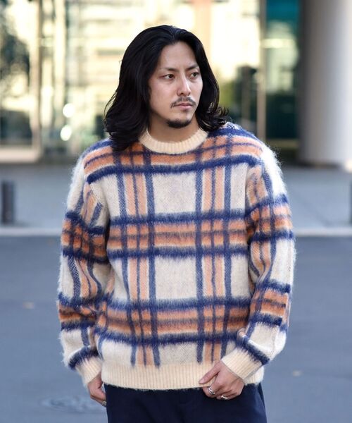 SHIPS（シップス）の「SHIPS: リラックス チェック クルーネックニット（ニット/セーター・メンズ・ベージュ/ネイビー/グリーン/ワイン・SMALL/MEDIUM/LARGE/X-LARGE）」の18枚目の写真