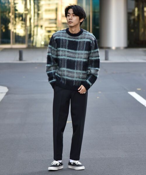 SHIPS（シップス）の「SHIPS: リラックス チェック クルーネックニット（ニット/セーター・メンズ・ベージュ/ネイビー/グリーン/ワイン・SMALL/MEDIUM/LARGE/X-LARGE）」の16枚目の写真