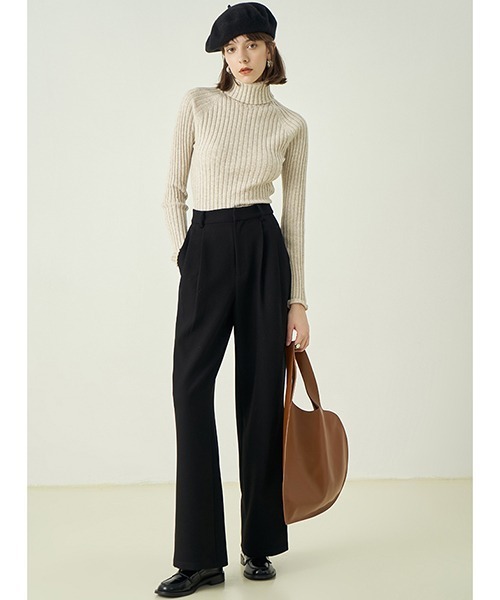 Fano Studios（ファノ ストゥディオズ）の「【Fano Studios】Two tuck standard trousers FD21K041（スラックス・レディース・ブラック・L/S/M）」の3枚目の写真