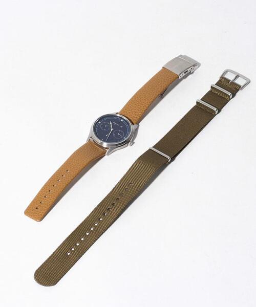 agnes b.（アニエスベー）の「LM02 WATCH  FCRT958（アナログ腕時計・メンズ・ネイビー・UNI）」の2枚目の写真