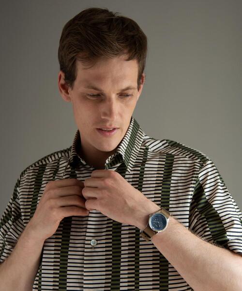 agnes b.（アニエスベー）の「LM02 WATCH  FCRT958（アナログ腕時計・メンズ・ネイビー・UNI）」の8枚目の写真