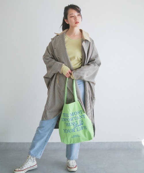 spoon store（スプーンストア）の「スプリングポンチョコート（その他アウター・レディース・アイボリー/チェック/ベージュ・SMALL/MEDIUM/LARGE）」の3枚目の写真