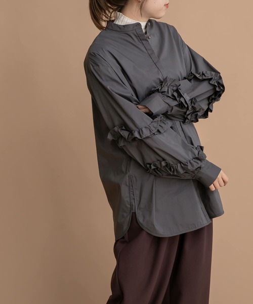 LAATO(ラート)の「LOVE FRILL SHIRTS(シャツ/ブラウス・レディース・チャコールグレー/オフホワイト・FREE)」の18枚目の写真