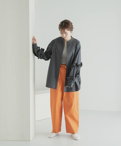 LAATO(ラート)の「LOVE FRILL SHIRTS(シャツ/ブラウス・レディース・チャコールグレー/オフホワイト・FREE)」の8枚目の写真