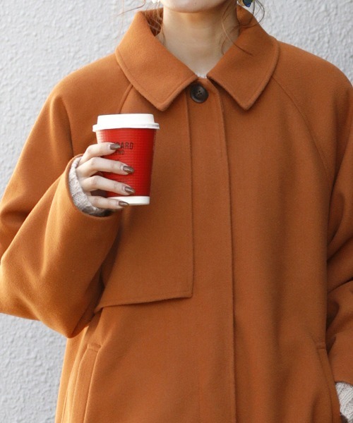 Bou Jeloud(ブージュルード)の「【WEB限定】ウールライクスタンドカラーロングコート(トレンチコート・レディース・カーキ/オレンジ/ブラック・FREE)」の14枚目の写真