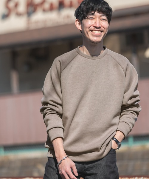 ITEMS URBANRESEARCH（アイテムズ アーバンリサーチ）の「ライトダンボール クルーネックプルオーバー（スウェット・メンズ・ベージュ/チャコールグレー/グレー/ブルー・MEDIUM/LARGE）」の2枚目の写真