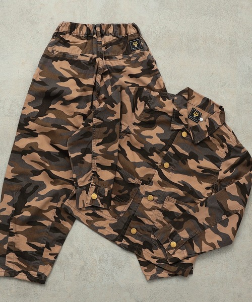 Lee（リー）の「Lee/リー【100-150cm】キッズ　カバーオールジャケット（セットアップ対応）（カバーオール・キッズ・グリーン系カモフラージュ/ブラウン系カモフラージュ/ブラック系その他/ストライプ/ベージュ・100/120/140/110/130/150）」の21枚目の写真