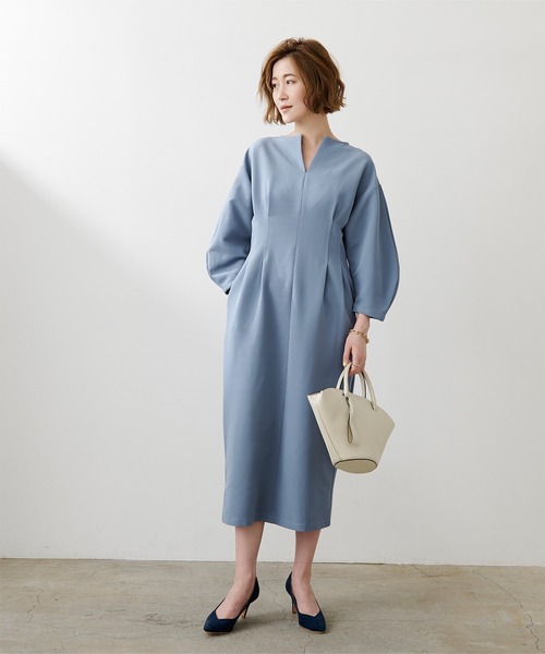 UR'S（ユアーズ）の「オフィスキーネックタックウエストワンピース（ワンピース・レディース・ベージュ/ネイビー/ブルー/ライトブルー・S/M/L）」の20枚目の写真