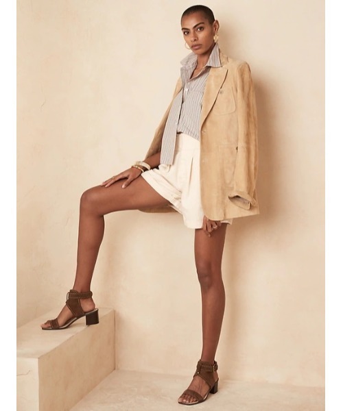 Banana Republic(バナナリパブリック)の「ペーパーウェイト ポプリン ボクシー クロップド シャツ(シャツ/ブラウス・レディース・ホワイト/ホワイト×ネイビー/マルチ/グリーン/イエロー/ブラック/グリーン系その他/ネイビー/その他・S/M/L/XS)」の10枚目の写真