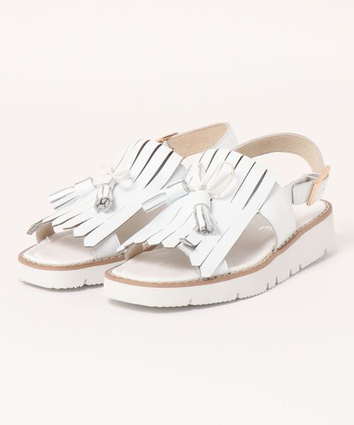 PUPE(プーペ)の「PUPE(プーペ) / レザーキルトタッセルサンダル P22-1001 厚底 ウエッジソール(サンダル・レディース・ホワイト/パイソン/ブラック・38/39/36/37/35)」の4枚目の写真