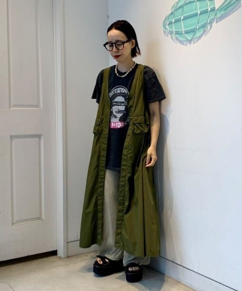 Ray BEAMS（レイビームス）の「Dr.Martens / KIMBER（サンダル・レディース・ブラック・4/5/6/3）」の20枚目の写真