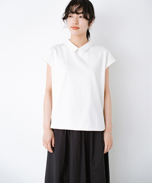 haco!(ハコ)の「異素材遣いの衿がきちんとかわいい!PBPオーガニックコットン ちょい袖Tシャツ(Tシャツ/カットソー・レディース・オフホワイト/ダークネイビー・SMALL/MEDIUM/LARGE/X-LARGE)」の5枚目の写真