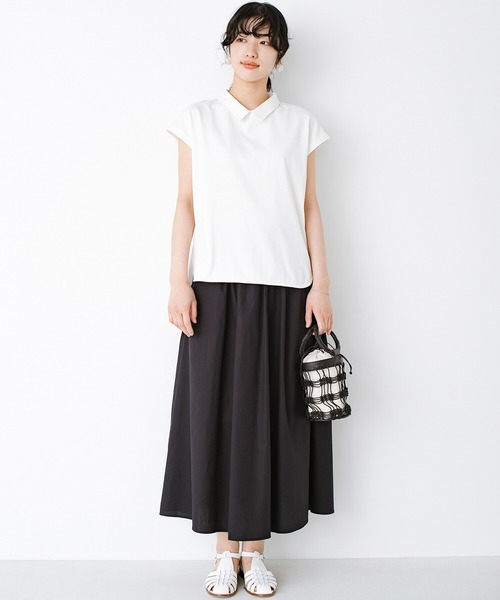 haco!(ハコ)の「異素材遣いの衿がきちんとかわいい!PBPオーガニックコットン ちょい袖Tシャツ(Tシャツ/カットソー・レディース・オフホワイト/ダークネイビー・SMALL/MEDIUM/LARGE/X-LARGE)」の3枚目の写真