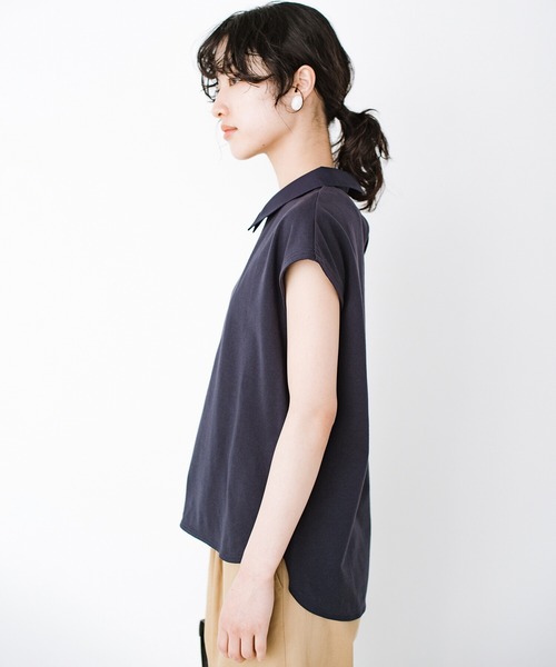 haco!(ハコ)の「異素材遣いの衿がきちんとかわいい!PBPオーガニックコットン ちょい袖Tシャツ(Tシャツ/カットソー・レディース・オフホワイト/ダークネイビー・SMALL/MEDIUM/LARGE/X-LARGE)」の22枚目の写真