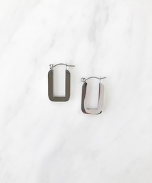 スクエアピアス