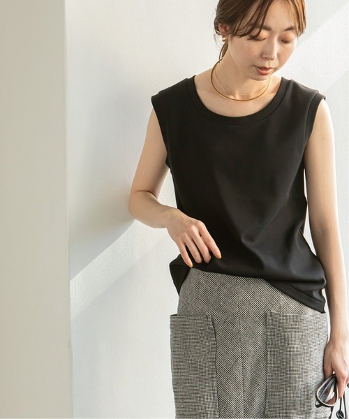 Noble(ノーブル)の「《追加2》スビンコットンスムースUネックTシャツ(Tシャツ/カットソー・レディース・ブラック/ブラウン/グレー・FREE)」の2枚目の写真