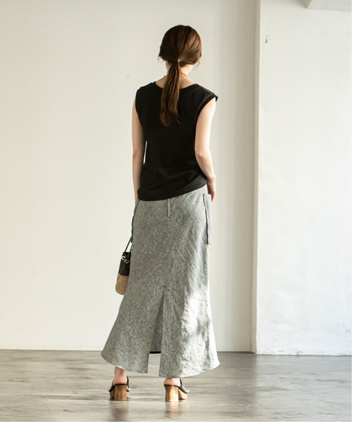 Noble(ノーブル)の「《追加2》スビンコットンスムースUネックTシャツ(Tシャツ/カットソー・レディース・ブラック/ブラウン/グレー・FREE)」の5枚目の写真