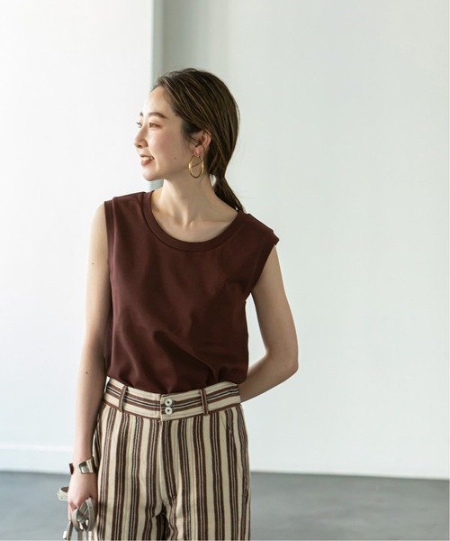 Noble(ノーブル)の「《追加2》スビンコットンスムースUネックTシャツ(Tシャツ/カットソー・レディース・ブラック/ブラウン/グレー・FREE)」の10枚目の写真