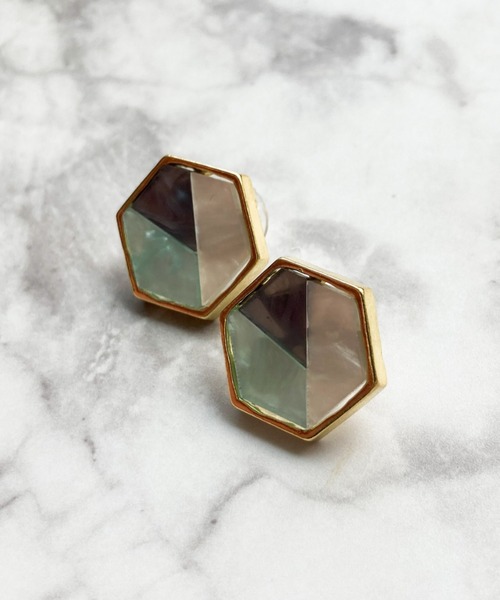 yu-ka(ユーカ)の「YU-KA : ステンドグラスピアス / STAINED GLASS PIERCE(ピアス(両耳用)・レディース・ホワイト/ブラウン/イエロー/ブルー/ホワイト系その他/ホワイト系その他2・FREE)」の5枚目の写真