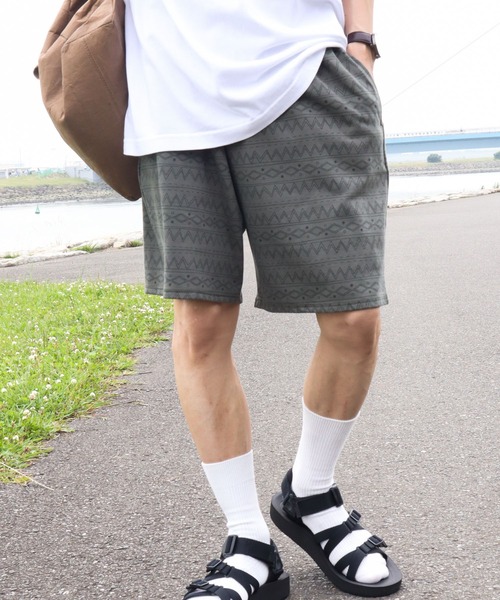 CRAFT STANDARD BOUTIQUE(クラフトスタンダードブティック)の「ナバホ柄ミニ裏毛ショーツ *(その他パンツ・メンズ・チャコールグレー/カーキ/グレー・L/LL/M)」の3枚目の写真
