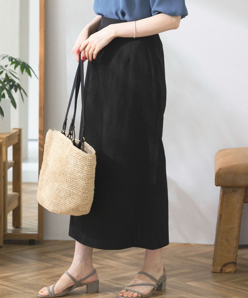 URBAN RESEARCH ROSSO WOMEN（アーバンリサーチ　ロッソ）の「イージーストレートロングスカート（スカート・レディース・グリーン/ブラック/ベージュ・FREE）」の11枚目の写真