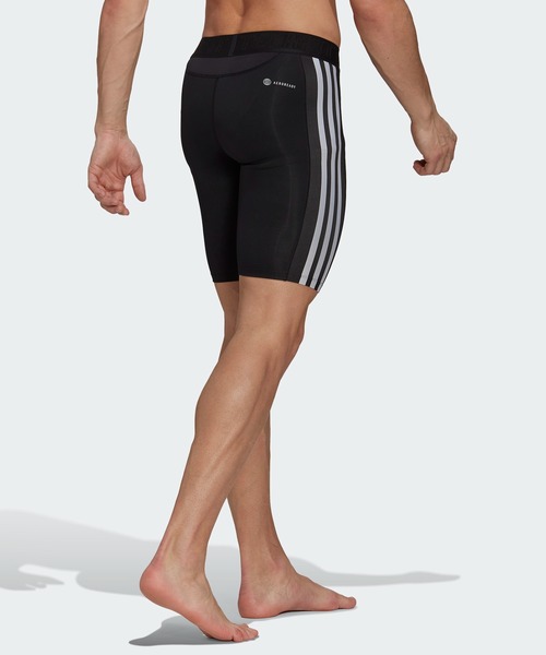 adidas（アディダス）の「テックフィット スリーストライプス トレーニングショートタイツ / アディダス adidas（レギンス/スパッツ・メンズ・ブルー/ブラック/グリーン・MEDIUM/LARGE/X-SMALL/XX-LARGE/X-LARGE/3XL/SMALL）」の13枚目の写真
