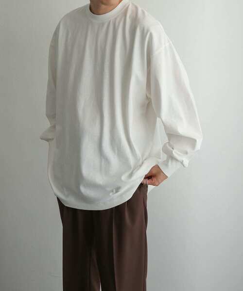SENSE OF PLACE by URBAN RESEARCH（センスオブプレイスバイアーバンリサーチ）の「エクストラルーズロングTシャツ（Tシャツ/カットソー・メンズ・ホワイト/ブラック・MEDIUM/LARGE）」の2枚目の写真