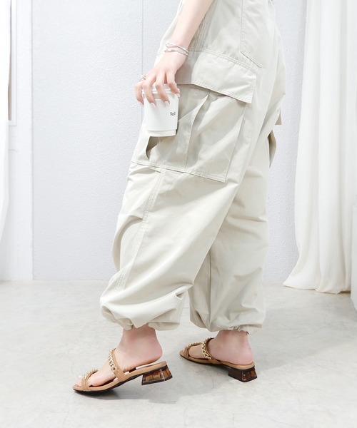 minia(ミニア)の「GDチェーンミュールサンダル ◇(サンダル・レディース・ブラック/ベージュ/グリーン・S/M/L/LL)」の18枚目の写真